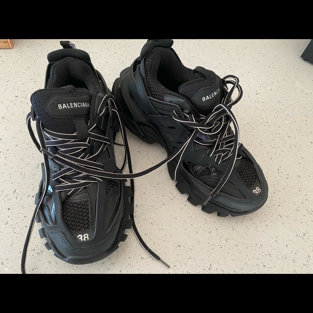 Balenciaga sneakers only WORN TWICE!!